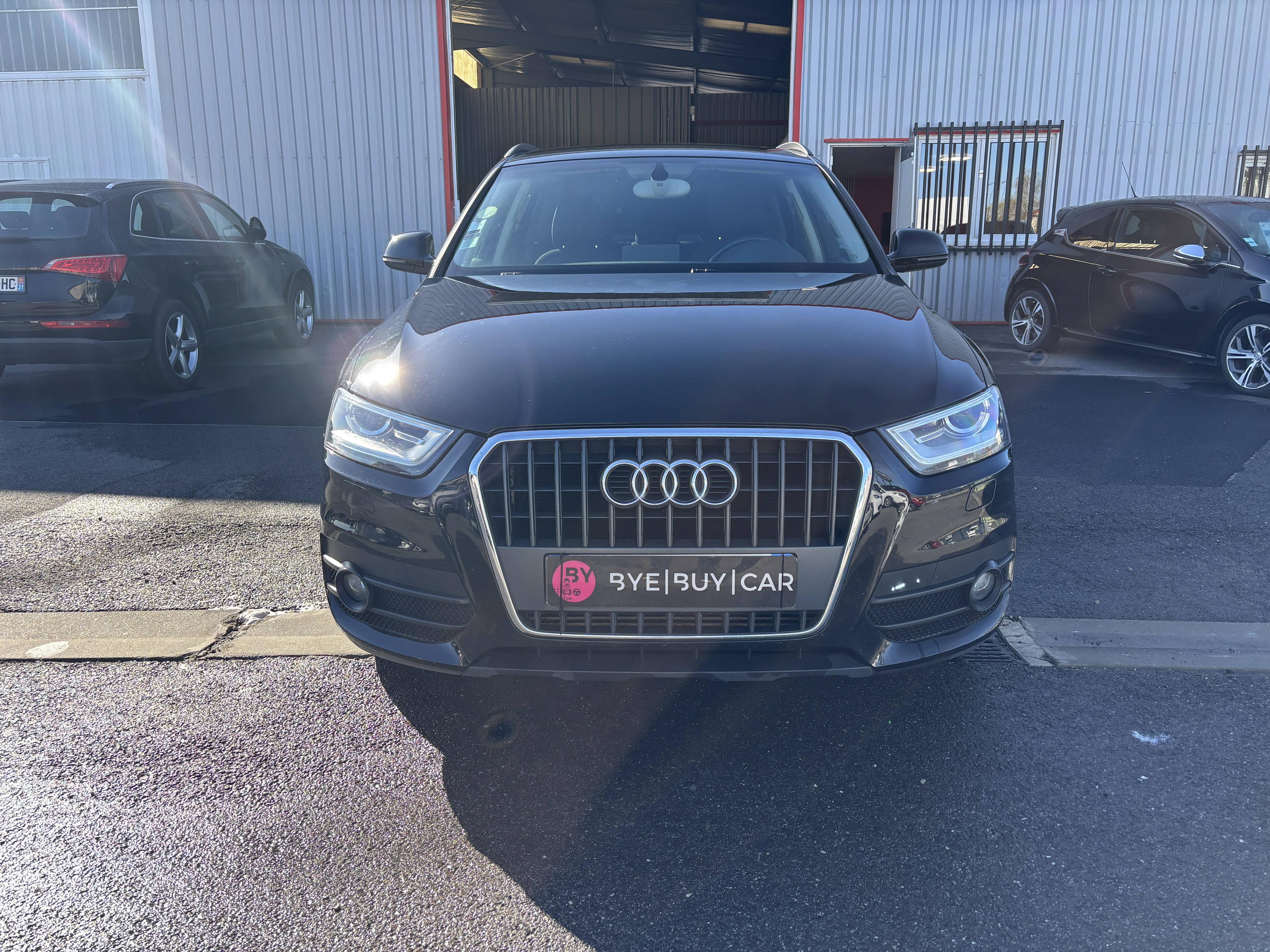 AUDI Q3