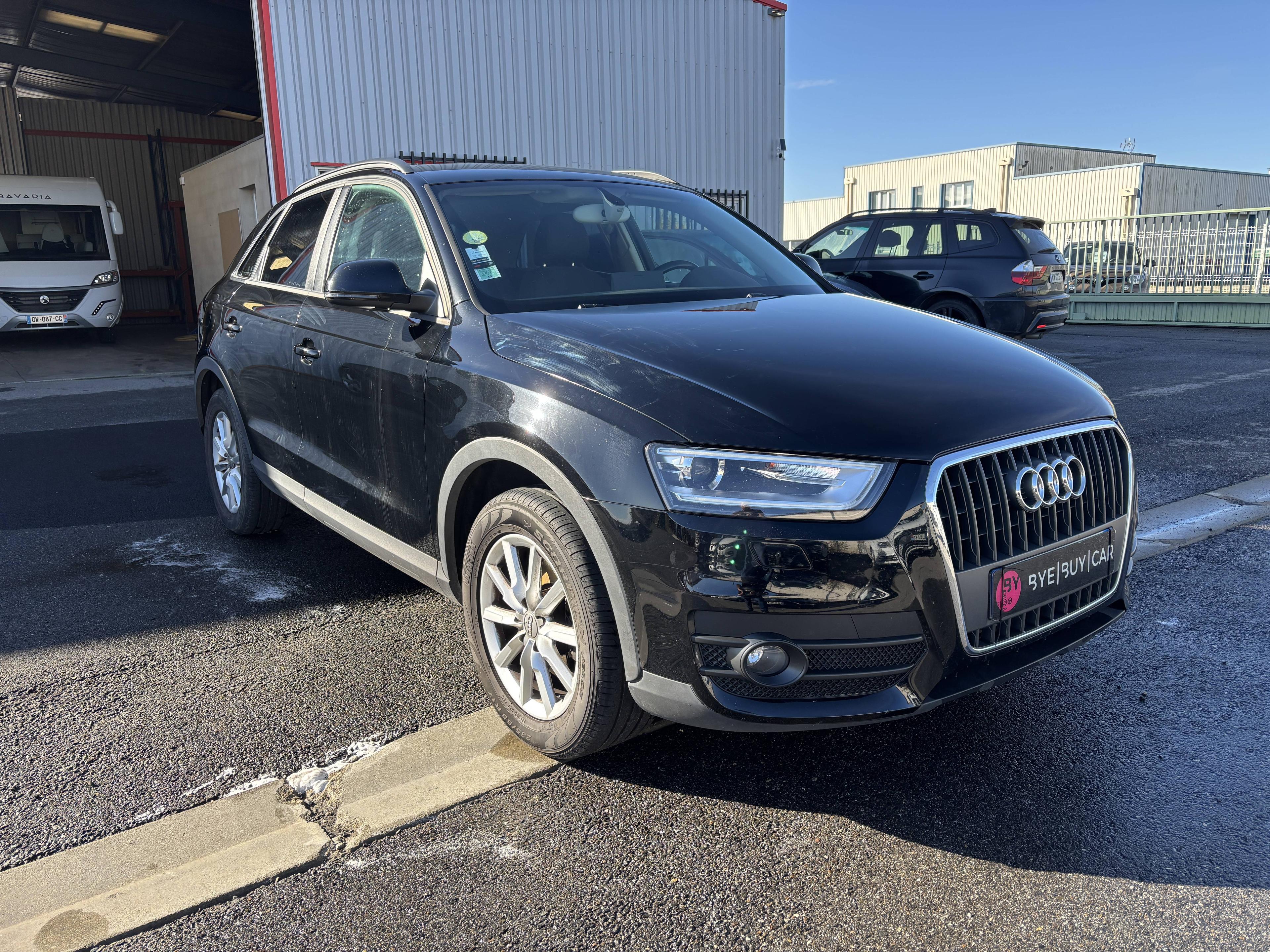 AUDI Q3