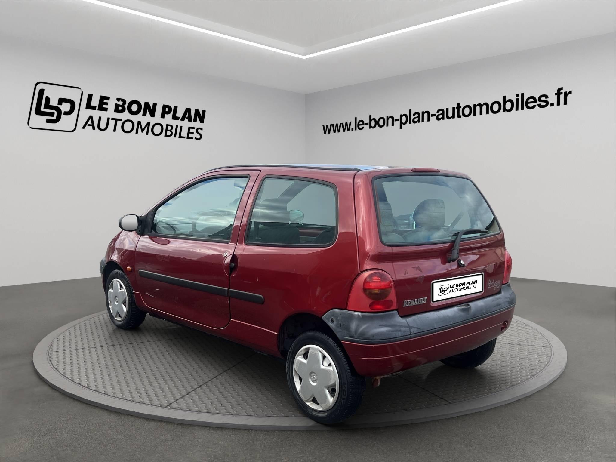 RENAULT TWINGO