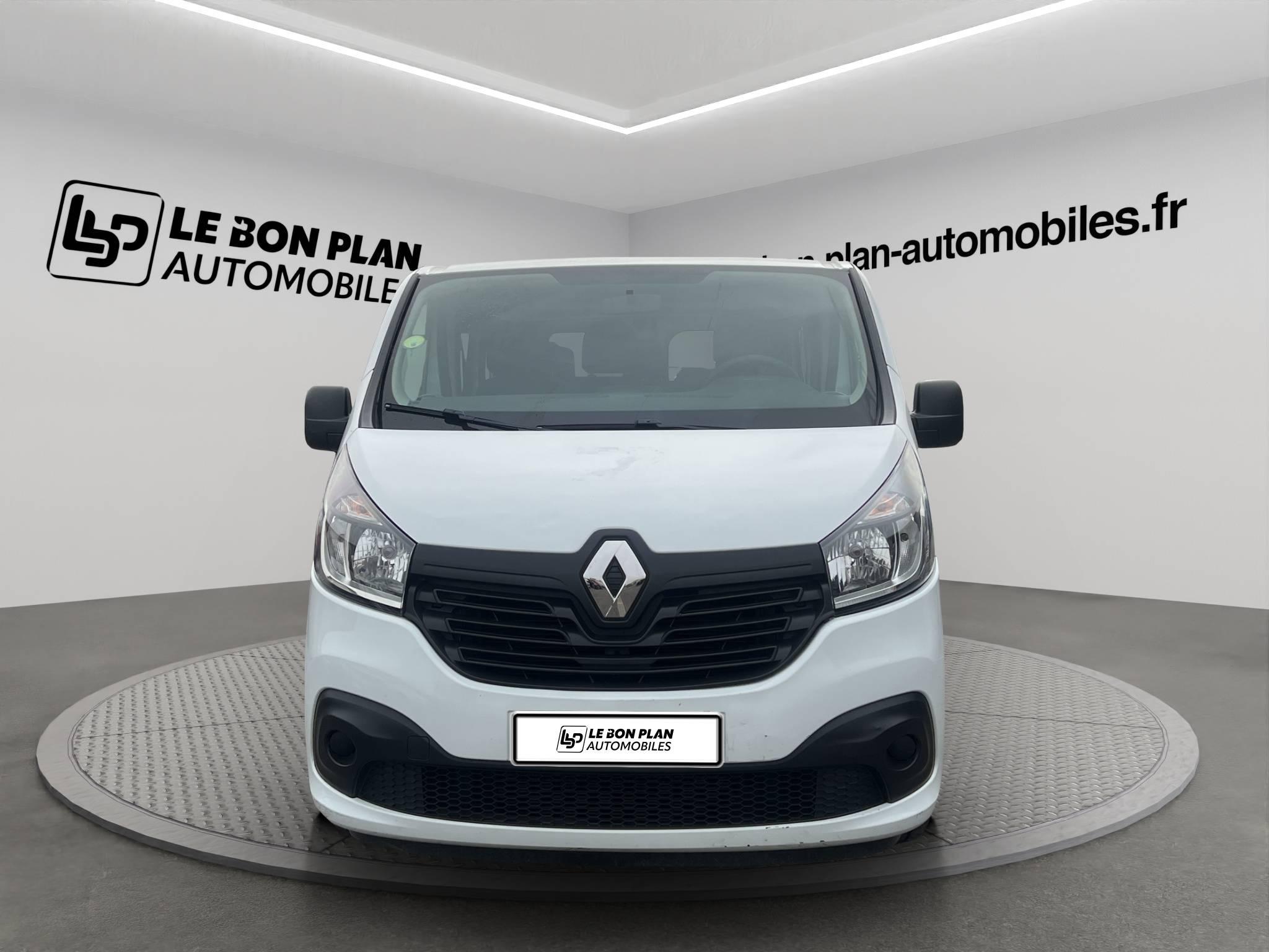 RENAULT TRAFIC COMBI