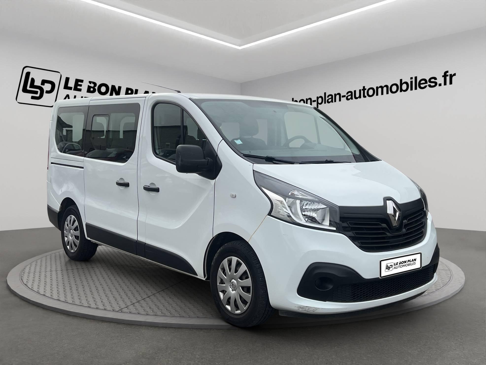 RENAULT TRAFIC COMBI