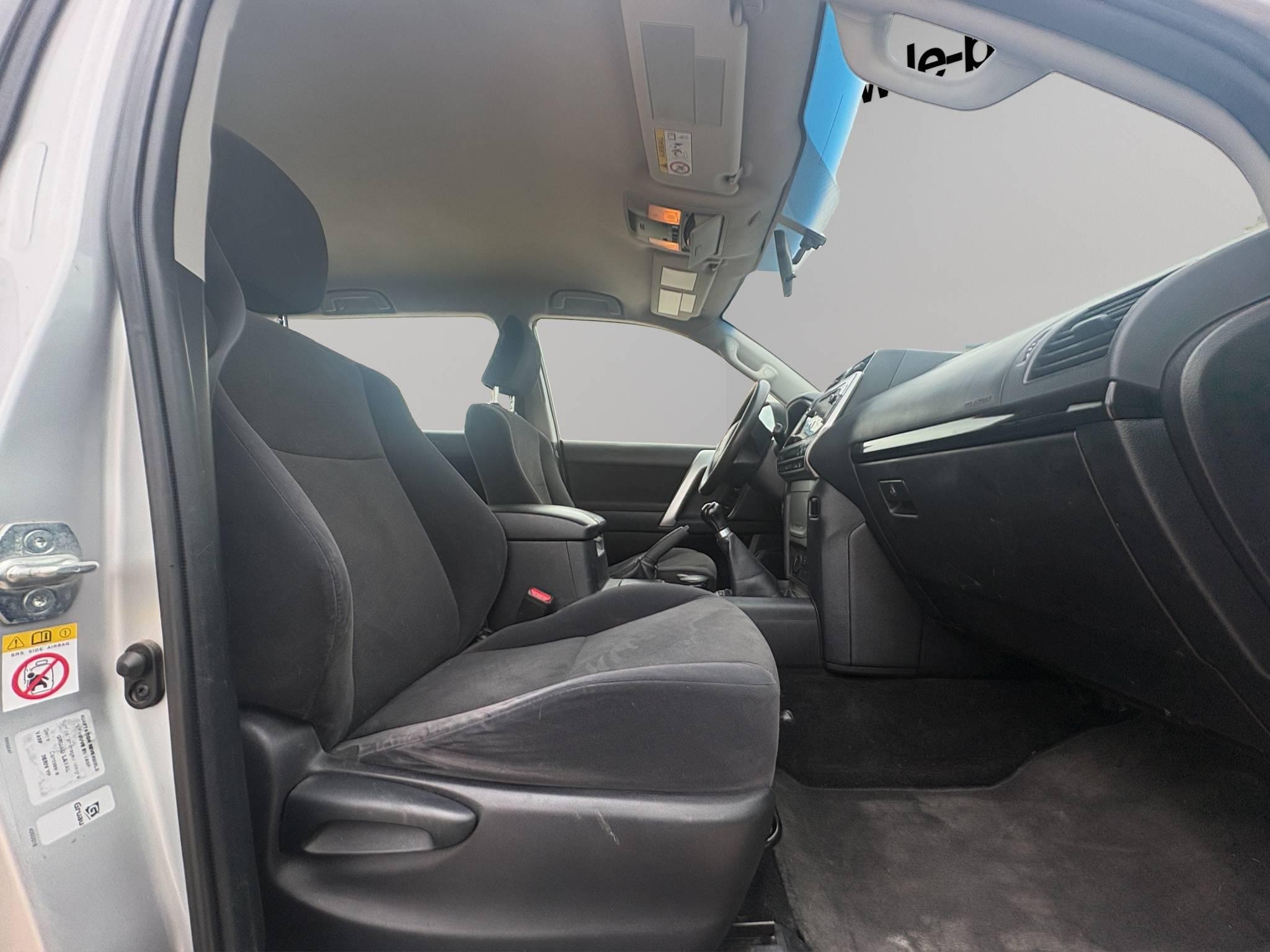 TOYOTA LAND CRUISER