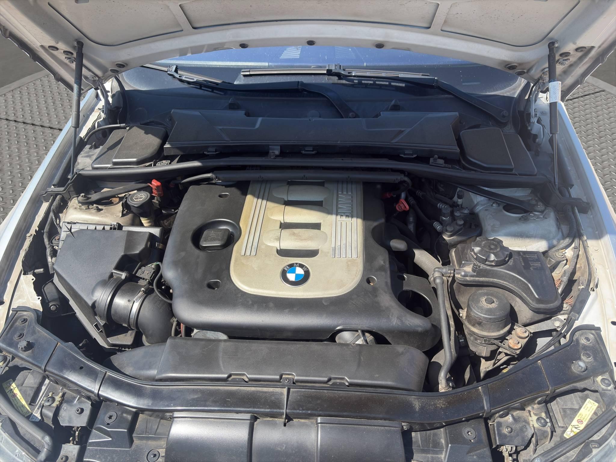 BMW SÉRIE 3